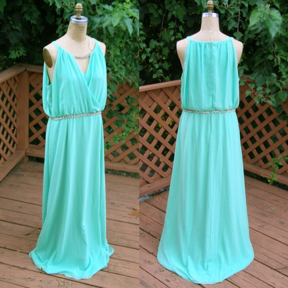 💥 HOST PICK 🤩 size 14 Vince Camuto Bejeweled Sleeveless Green Gown - Picture 5 of 16